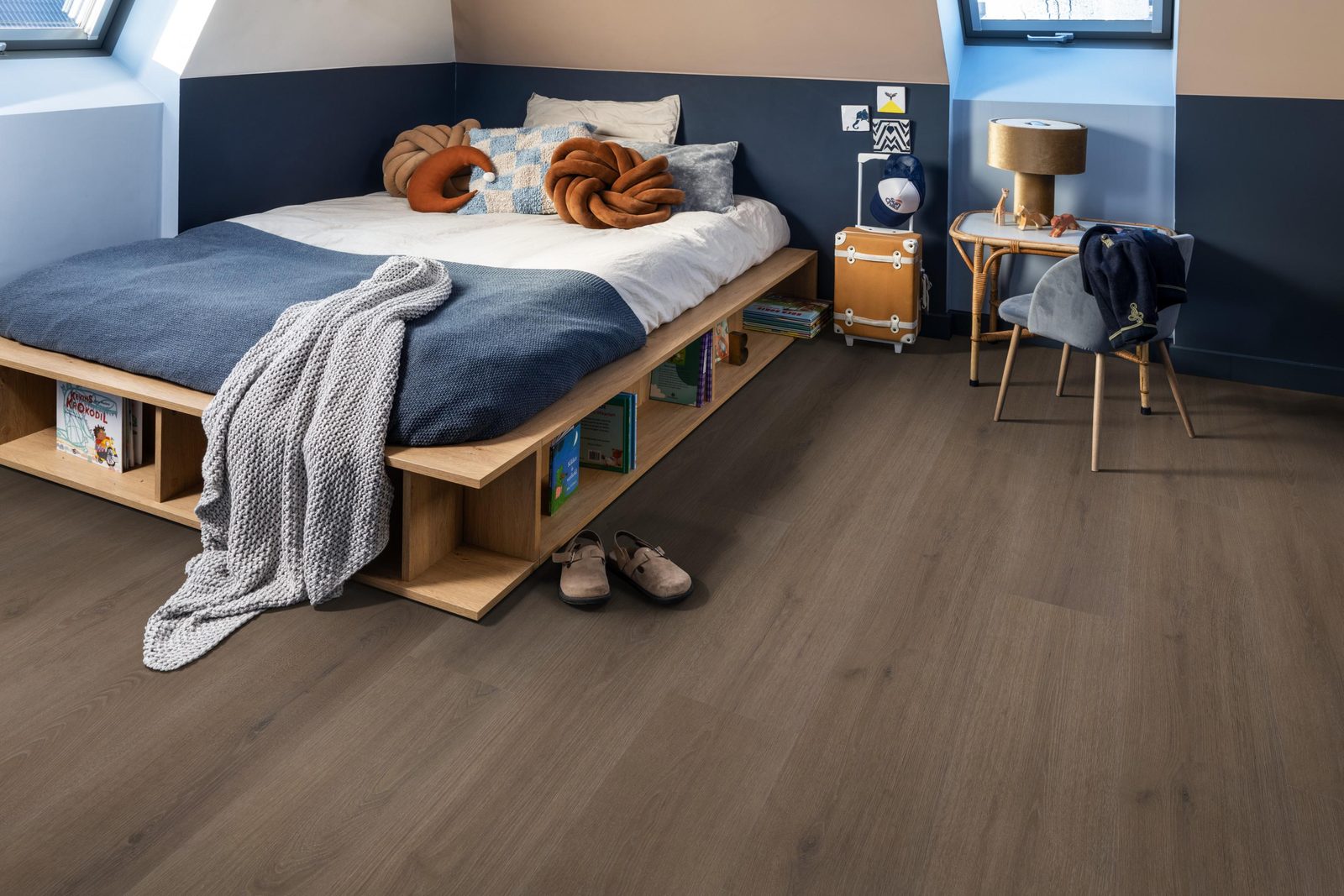 Ambiant plak pvc plank Valento Brown – sfeerfoto