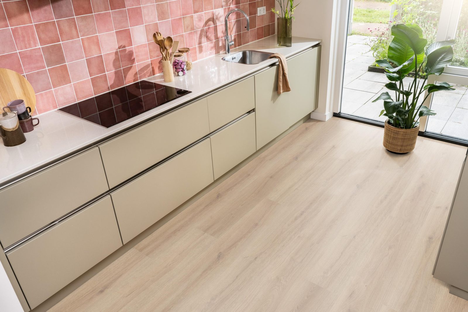 Ambiant plak pvc plank Valento Light brown – sfeerfoto