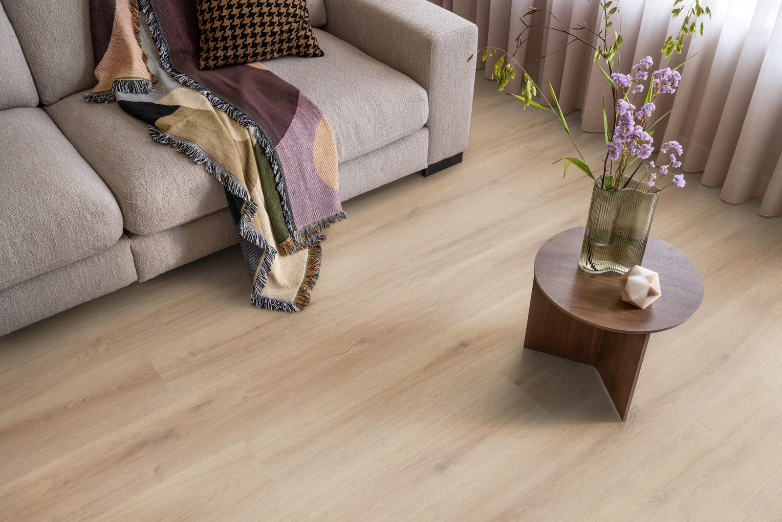 Ambiant plak pvc plank Valento Light brown – sfeerfoto