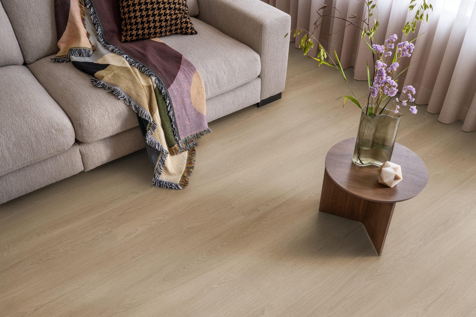 Ambiant pvc klik plank Soleno Warm oak – sfeerfoto