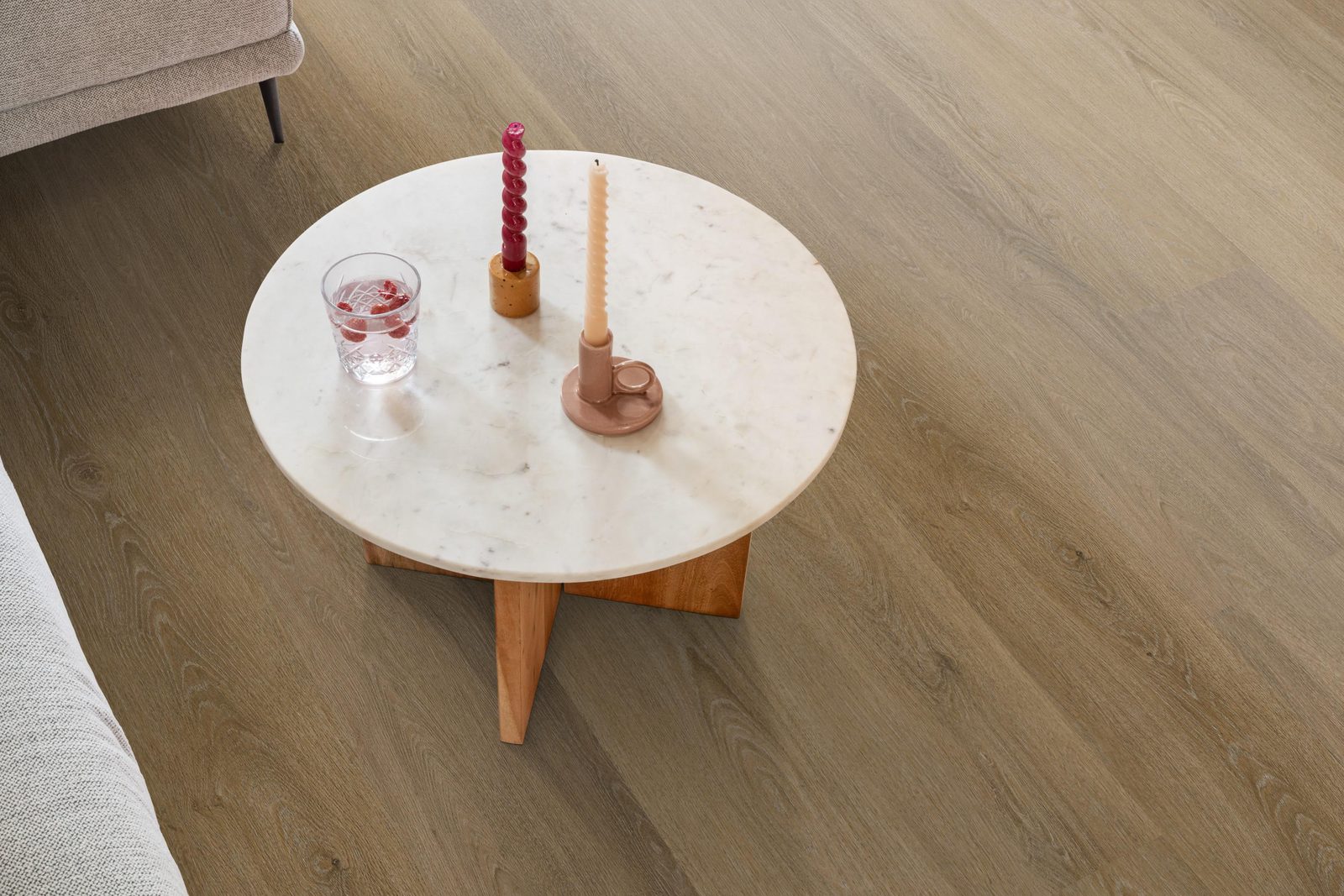 Ambiant pvc klik plank Viranto Light brown – sfeerfoto