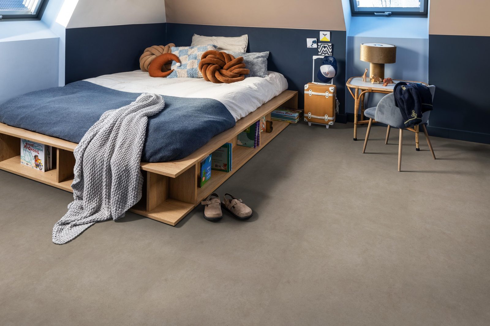 Ambiant pvc klik tegel/betonlook Cerino Light grey – sfeerfoto