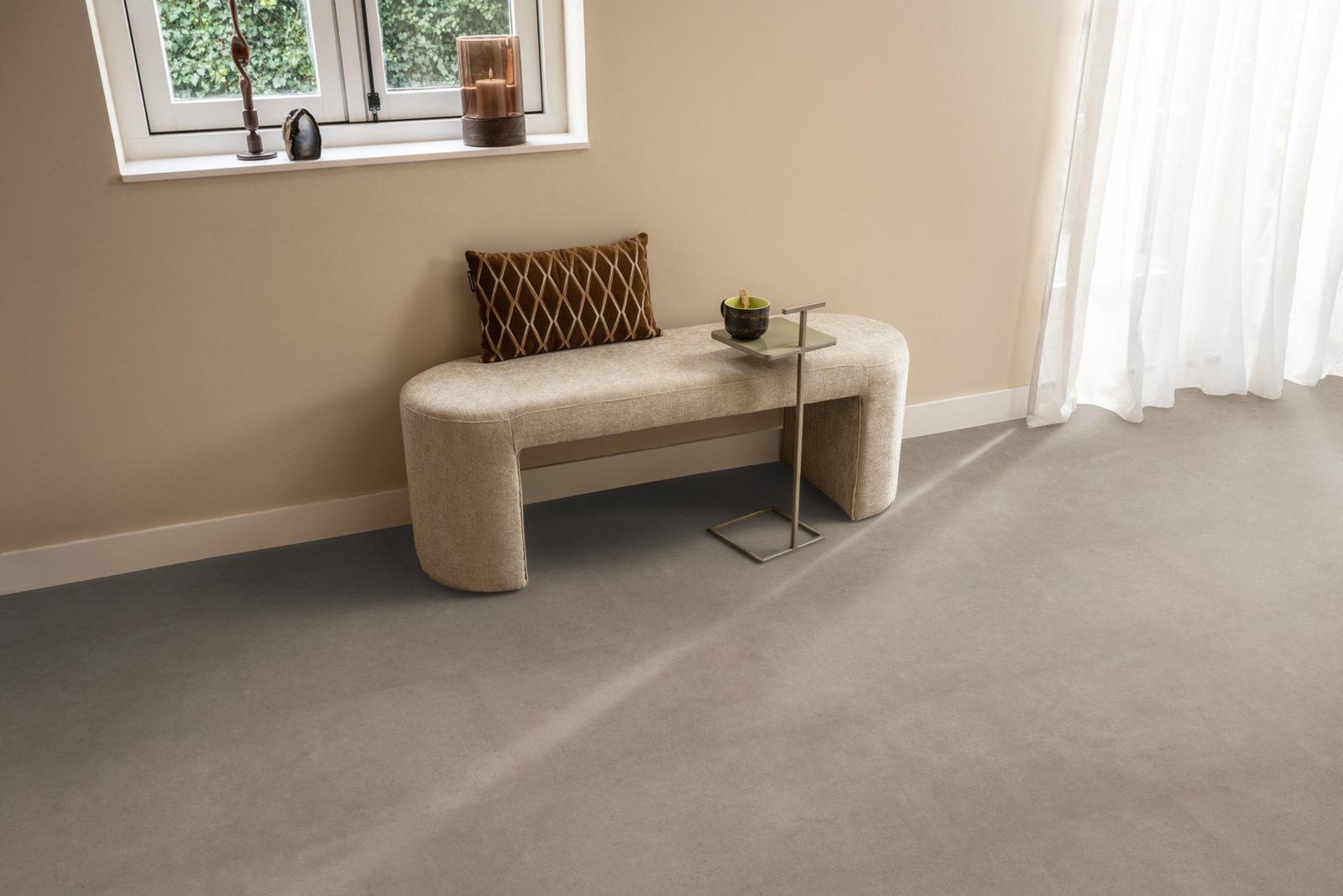 Ambiant pvc klik tegel/betonlook Cerino Light grey – sfeerfoto