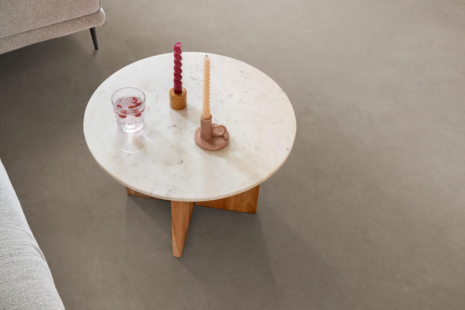 Ambiant pvc klik tegel/betonlook Cerino Taupe – sfeerfoto
