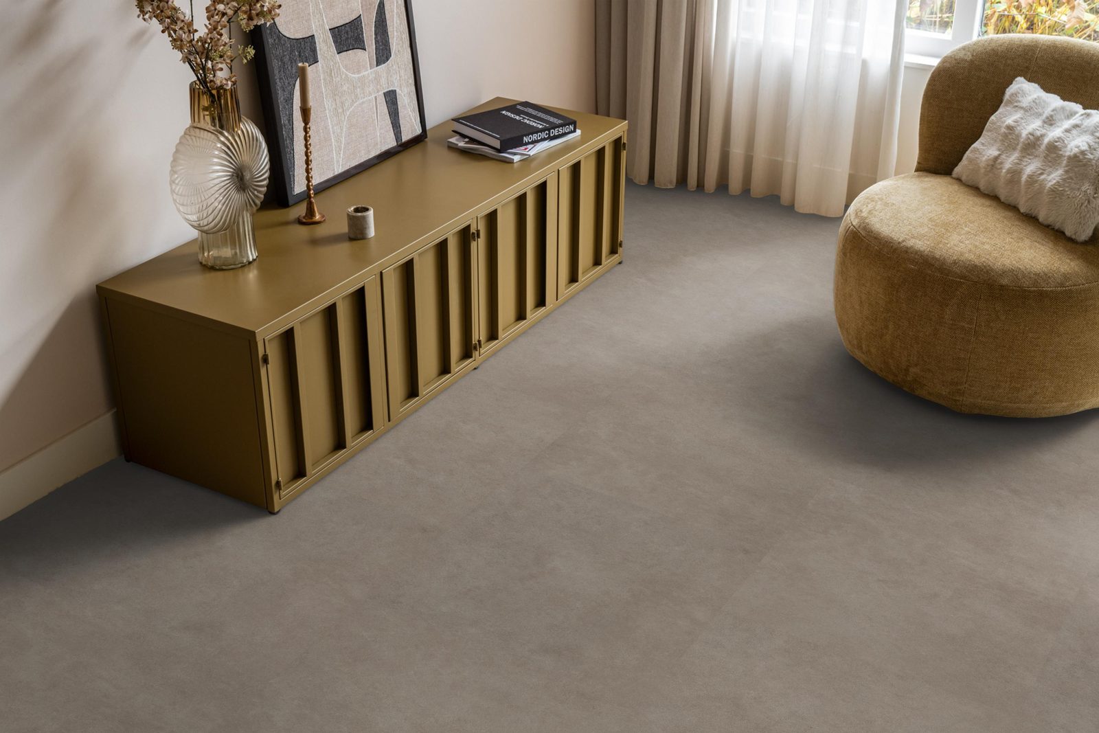 Ambiant pvc loose lay tegel/betonlook Cerino Warm grey – sfeerfoto