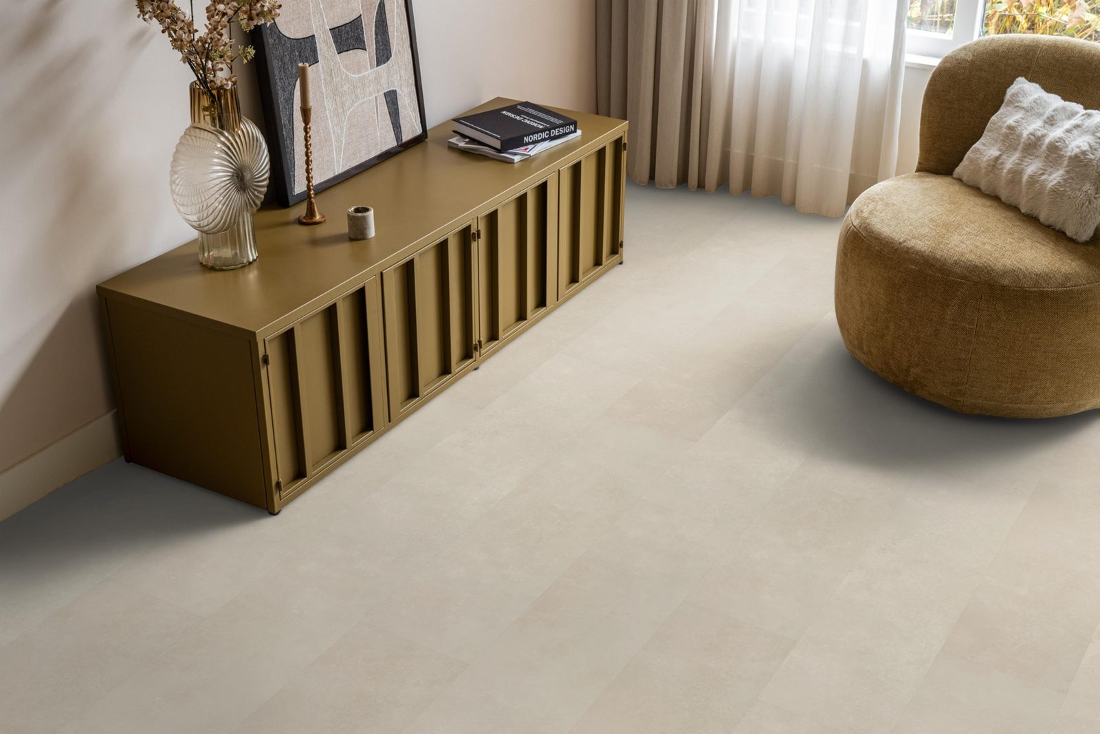 Ambiant pvc plak tegel/betonlook Viretto Beige – sfeerfoto