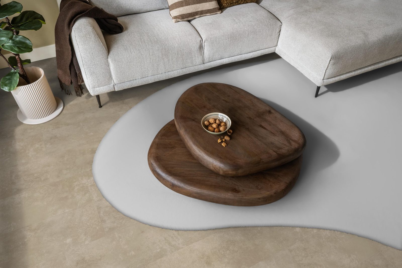 Ambiant pvc plak tegel/betonlook Viretto Sand – sfeerfoto