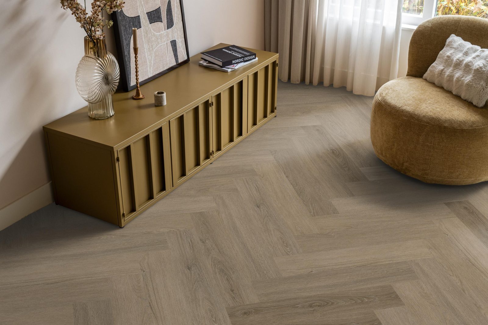 Ambiant pvc visgraat plak Spigato Viranto Smoky – sfeerfoto