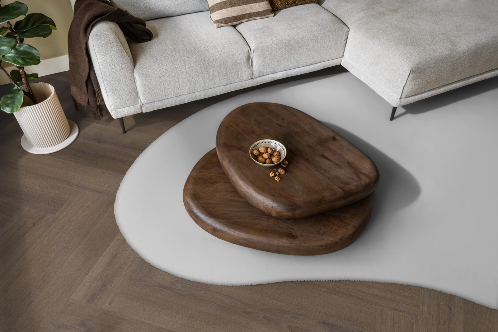 Ambiant pvc visgraat plak Spigato XL Valento Brown – sfeerfoto