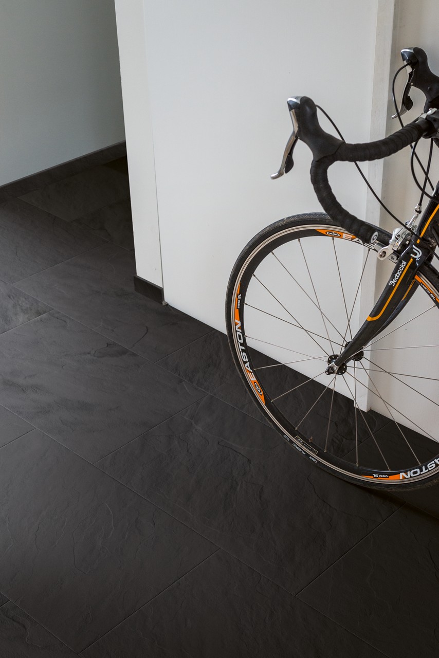 Quick-Step Muse Zwarte leisteen MUS5492 - laminaat vloer met tegelpatroon