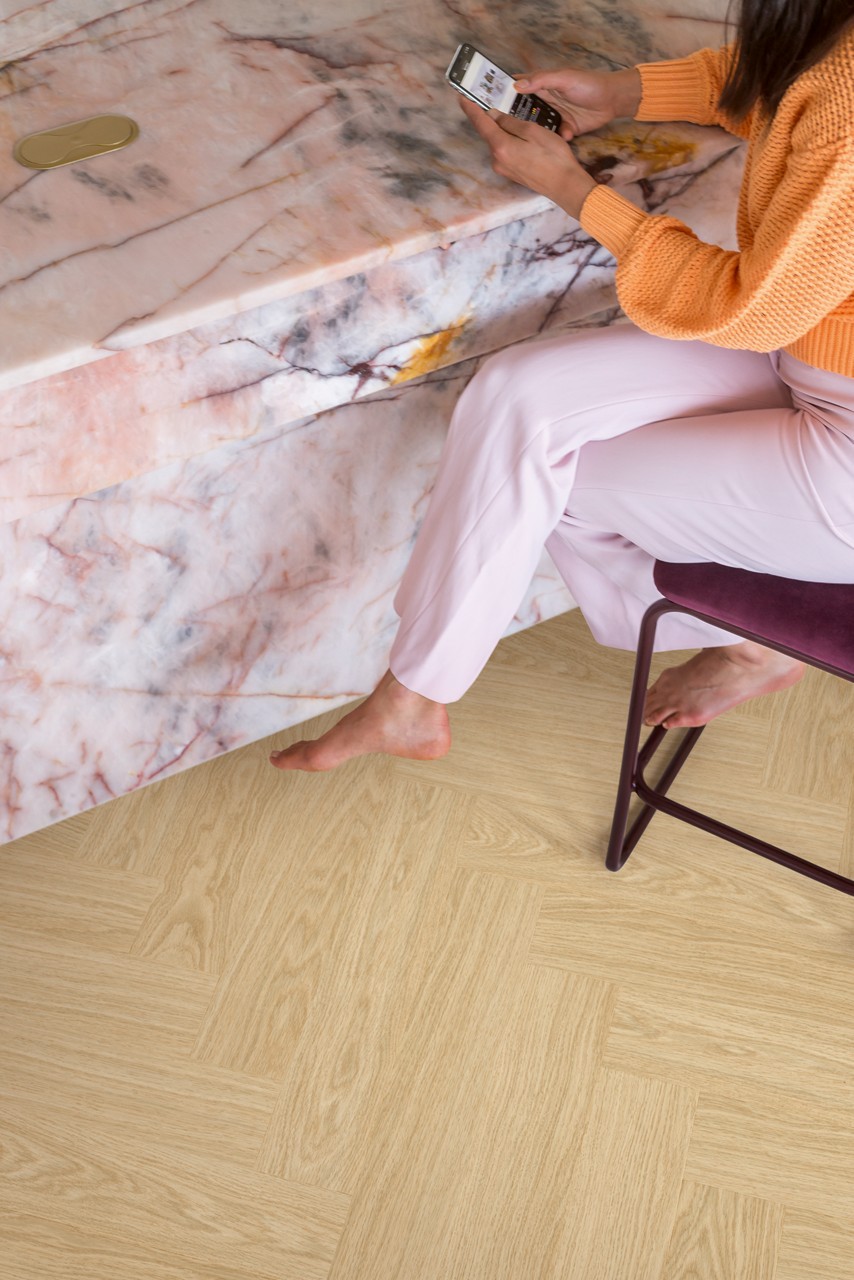 Quick-Step Ciro AVHBU40359 Pure eik blush – PVC – interieurfoto 7