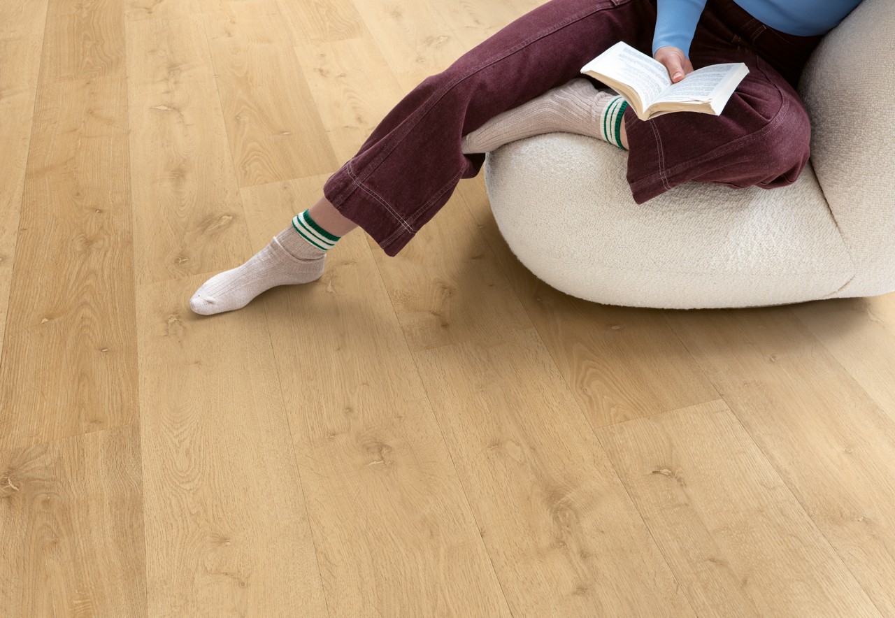 Quick-Step Bloom AVMPU40316 Elegante naturelle eik – PVC – interieurfoto 8