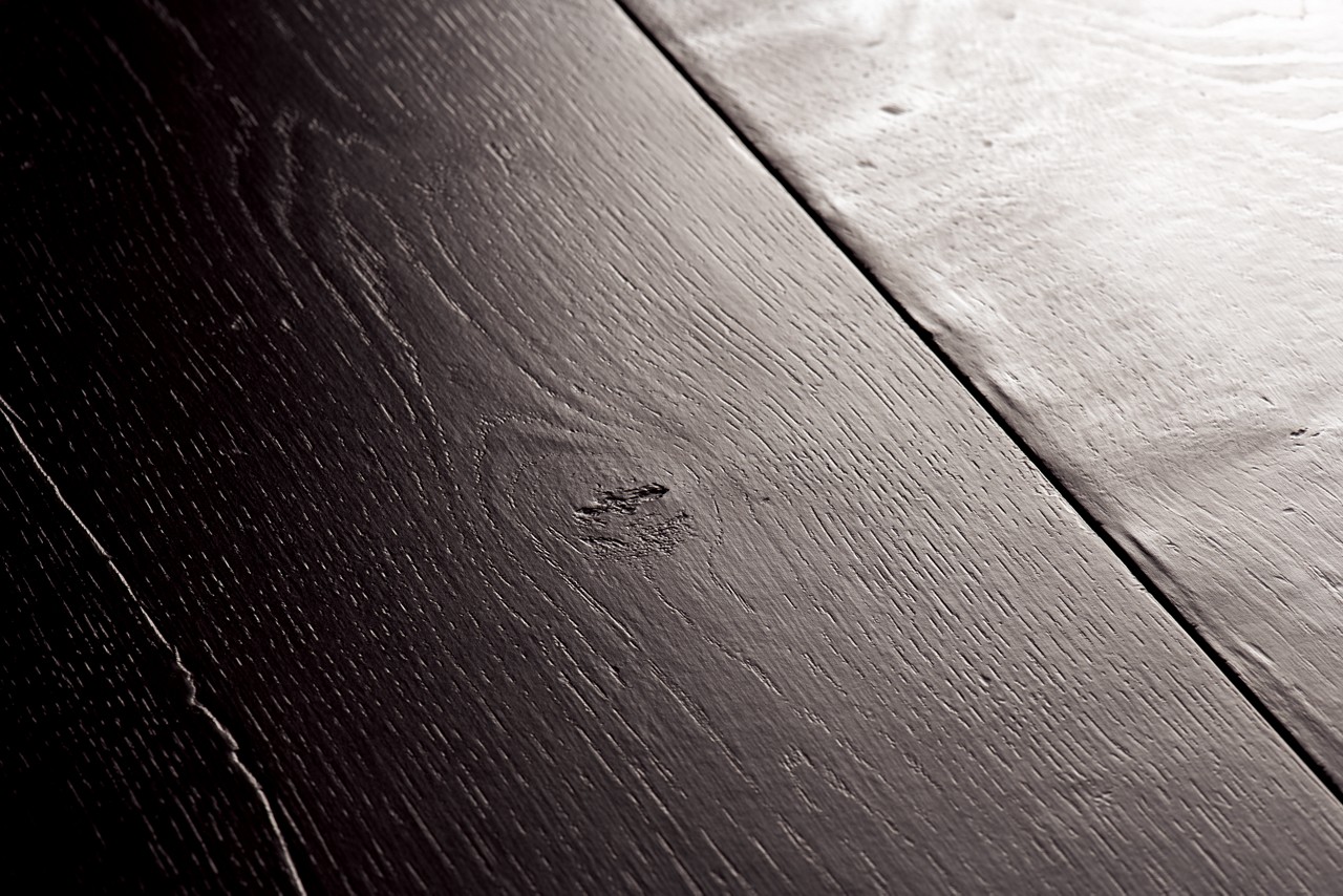 Quick-Step Capture SIG4755 Zwartgeverfde eik – laminaat – detailfoto 1