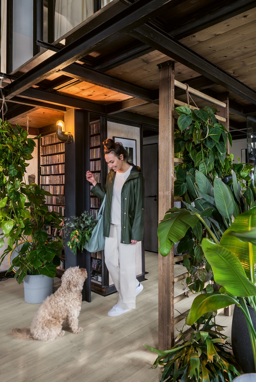 Quick-Step Capture SIG4765 Geborstelde grijze eik – laminaat – interieurfoto 5