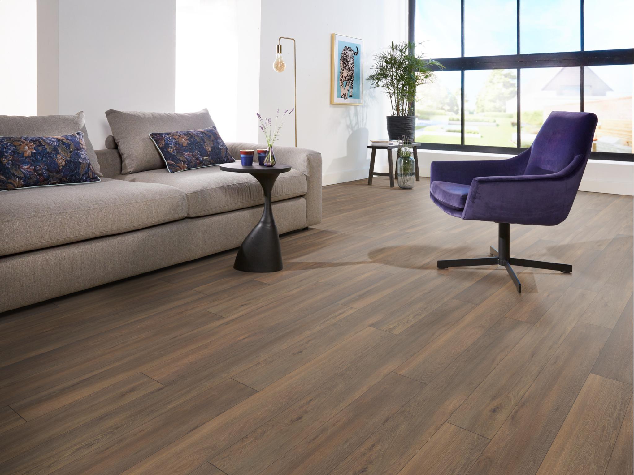 Laminaat Gigafloor Union Square Donkerbruin Eiken - Afbeelding 23