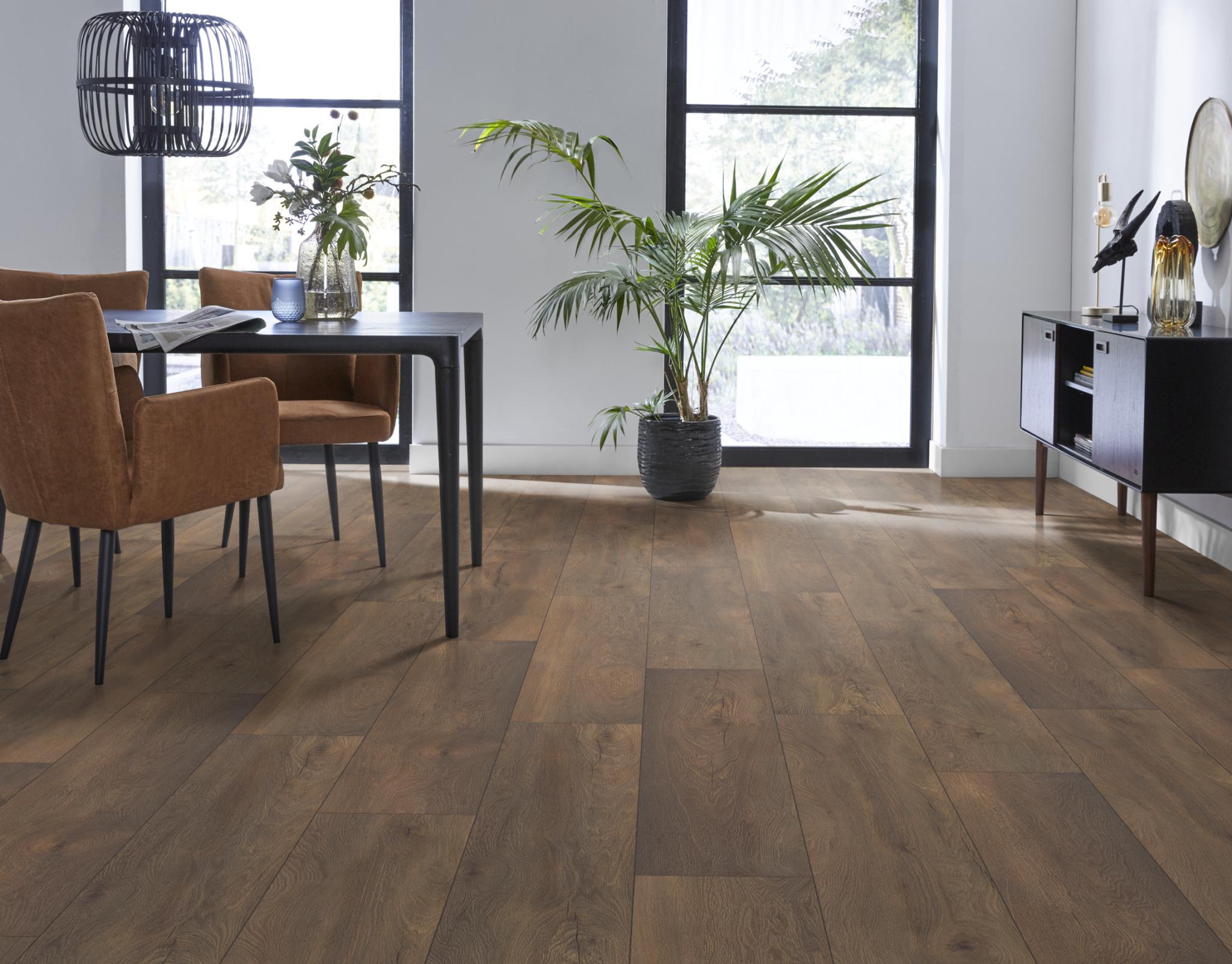 Laminaat Gigafloor Union Square Donkerbruin Eiken - Afbeelding 6