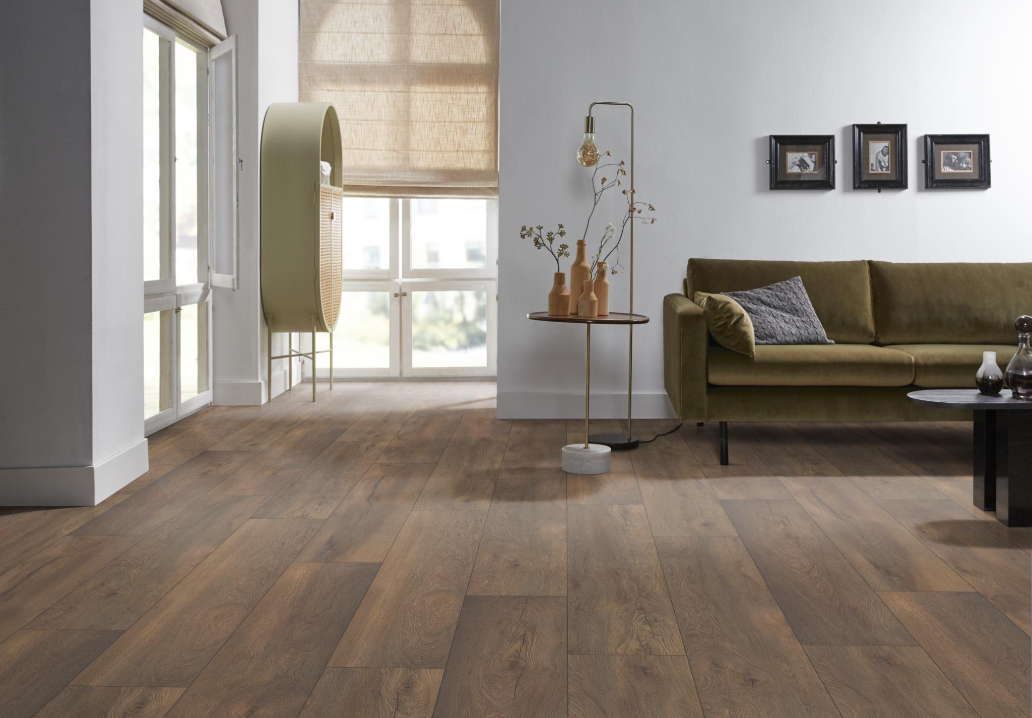 Laminaat Gigafloor Union Square Donkerbruin Eiken - Afbeelding 5