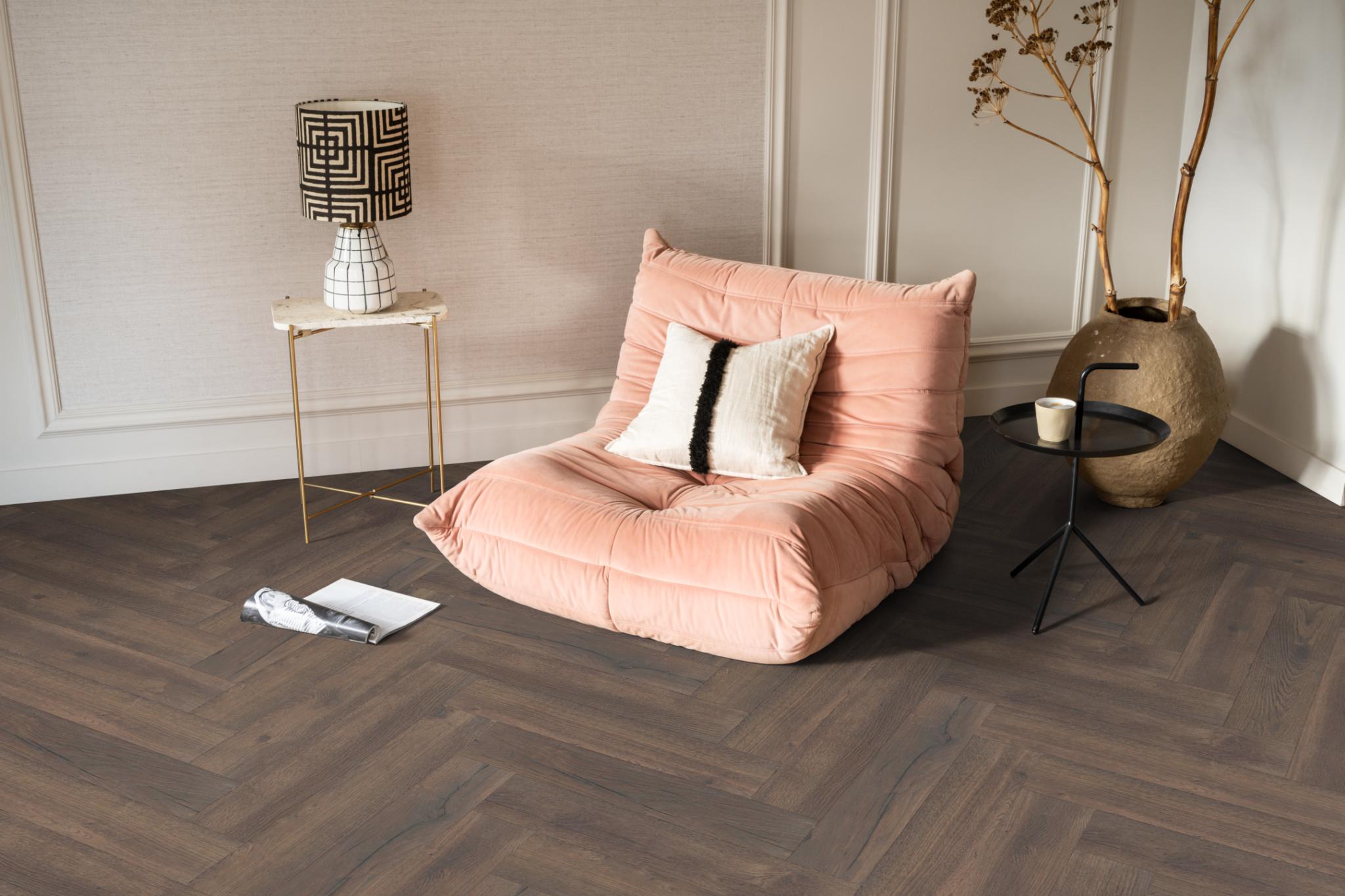 Laminaat Ambiant Marquant eiken donker gerookt visgraat - Afbeelding 17