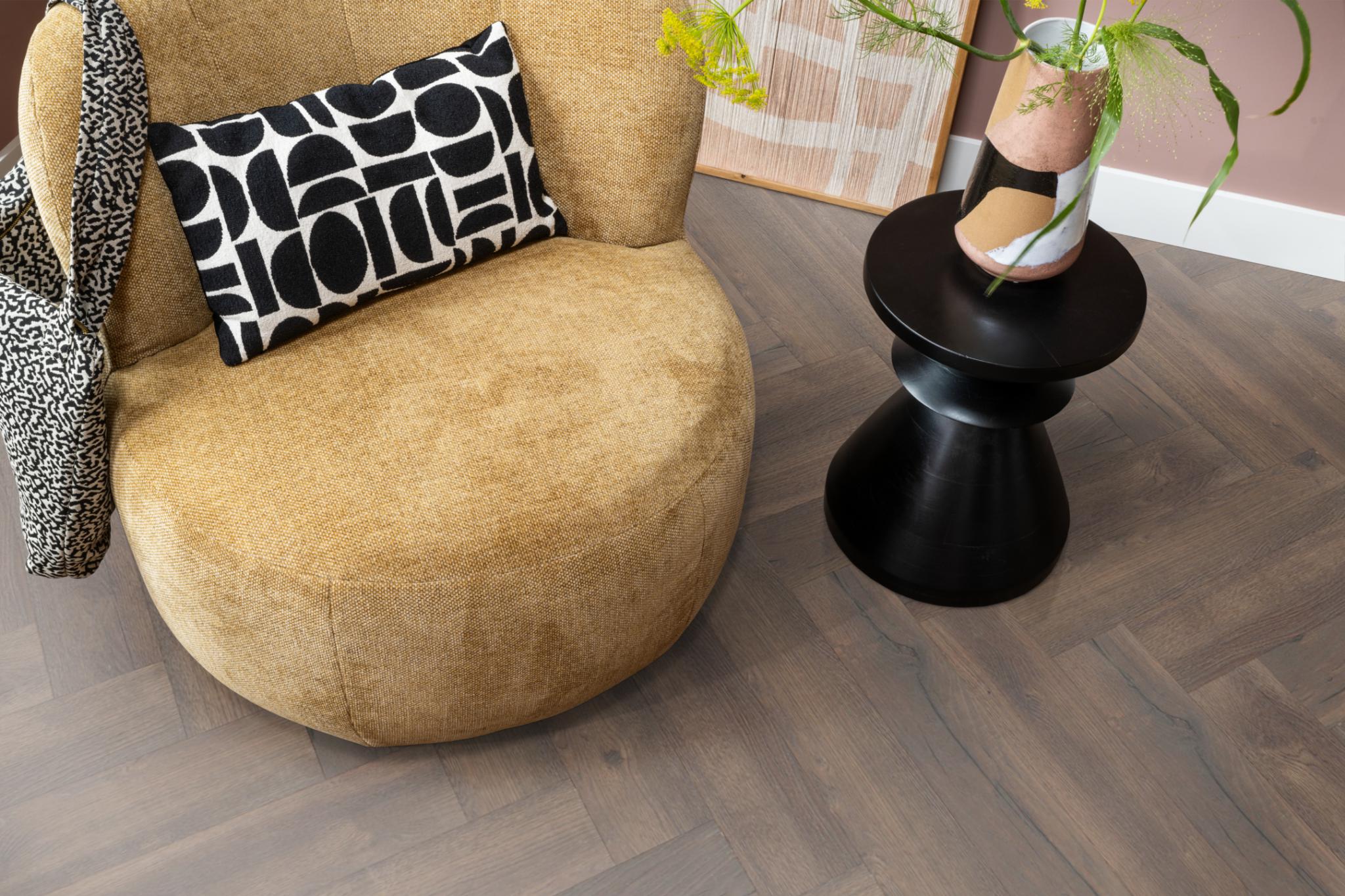 Laminaat Ambiant Marquant eiken donker gerookt visgraat - Afbeelding 10