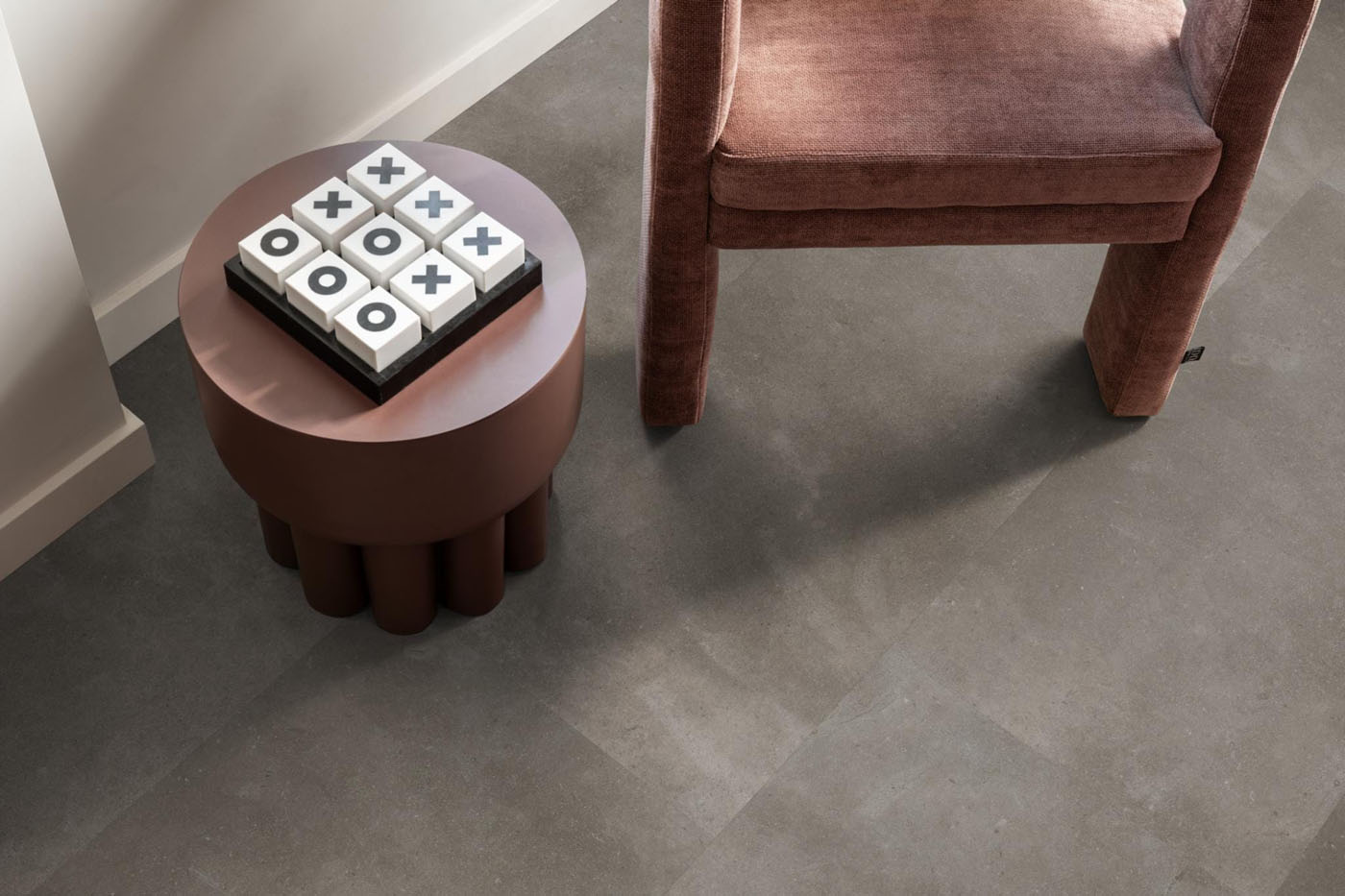 Gigafloor plak pvc tegel/betonlook Ealing warm grey - Afbeelding 8