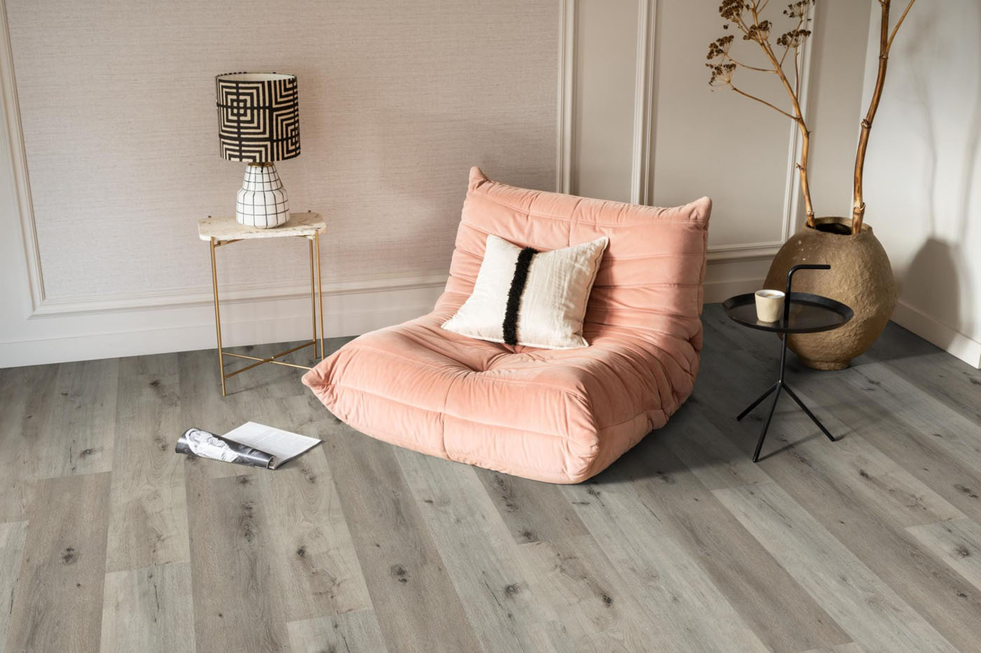Ambiant pvc klik plank Essenzo smoky 10db geintegreerde ondervloer - Afbeelding 6