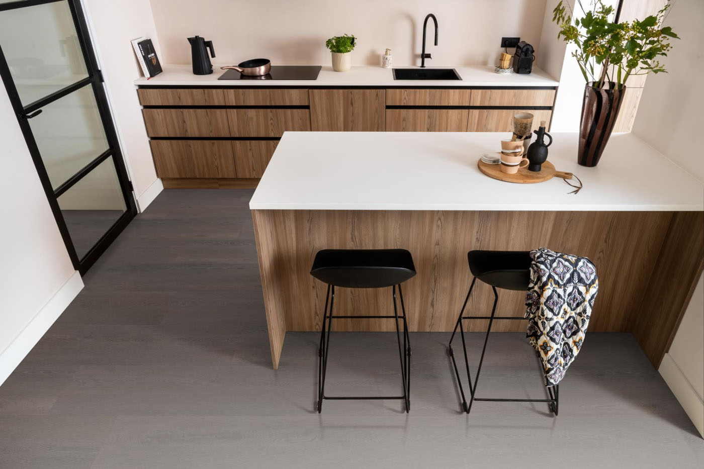 VTWONEN pvc klik plank Wide board Charcoal 10db geintegreerde ondervloer - Afbeelding 6