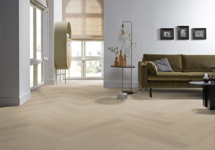Spigato Estino Beige PVC plak visgraat vloer